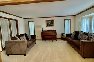 156 Elizabeth Ct, Wood Dale, IL 60191 - Photo 7