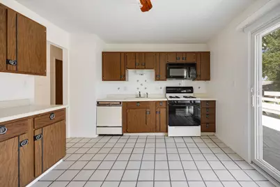 1465 Worden Way, Elk Grove Village, IL 60007 - Photo 7
