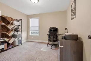 2604 Red Rock Rd, Normal, IL 61761 - Photo 29