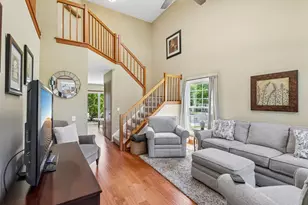 286 Chrisman Dr, Streamwood, IL 60107 - Photo 5