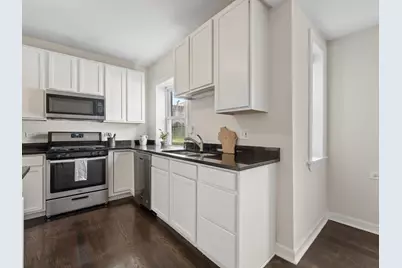3042 W Diversey Avenue #G, Chicago, IL 60647 - Photo 7