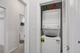3042 W Diversey Ave, Chicago, IL 60647 - Photo 15