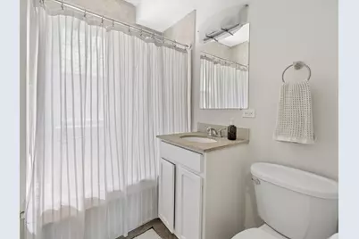 3042 W Diversey Avenue #G, Chicago, IL 60647 - Photo 13