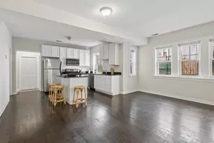 3042 W Diversey Ave, Chicago, IL 60647 - Photo 3