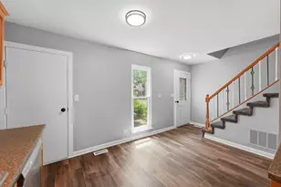 2674 Waterford Ct, Aurora, IL 60502 - Photo 5
