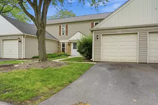 2674 Waterford Ct, Aurora, IL 60502 - Photo 3