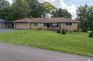 36412 N Tamarack Dr, Ingleside, IL 60041 - Photo 1