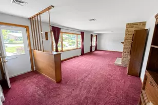 36412 N Tamarack Dr, Ingleside, IL 60041 - Photo 3