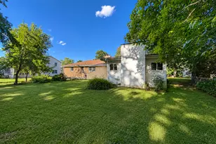 36412 N Tamarack Dr, Ingleside, IL 60041 - Photo 33