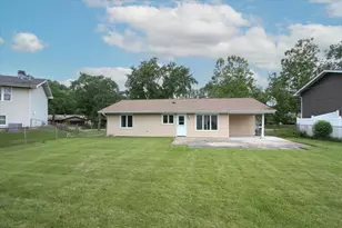 1475 Rosedale Ln, Hoffman Estates, IL 60169 - Photo 25