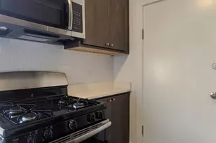 2641 N Spaulding Ave, Chicago, IL 60647 - Photo 9