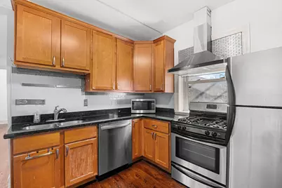 2315 W Waveland Avenue #1, Chicago, IL 60618 - Photo 9