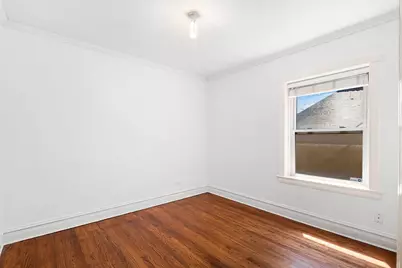 2315 W Waveland Avenue #1, Chicago, IL 60618 - Photo 7