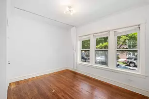 2315 W Waveland Ave, Chicago, IL 60618 - Photo 5