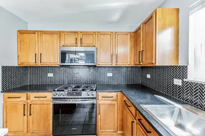 945 Forest View Way, Antioch, IL 60002 - Photo 9
