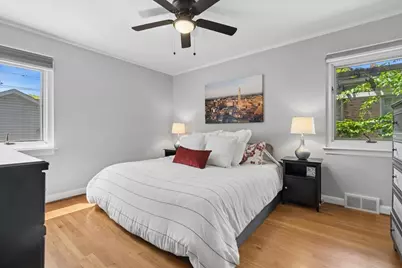2422 Ridgeway Avenue, Evanston, IL 60201 - Photo 15