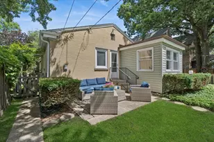 2422 Ridgeway Ave, Evanston, IL 60201 - Photo 21