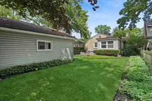 2422 Ridgeway Ave, Evanston, IL 60201 - Photo 23