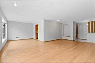 7357 N Crawford Ave, Lincolnwood, IL 60712 - Photo 7