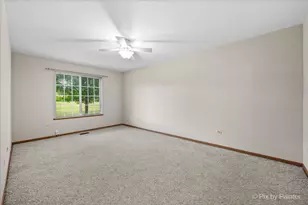 917 Golf Course Rd, Crystal Lake, IL 60014 - Photo 13