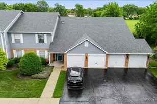 917 Golf Course Rd, Crystal Lake, IL 60014 - Photo 33