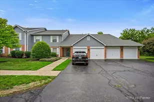 917 Golf Course Rd, Crystal Lake, IL 60014 - Photo 1
