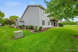 917 Golf Course Rd, Crystal Lake, IL 60014 - Photo 27