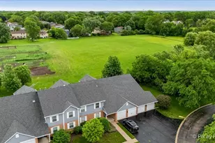 917 Golf Course Rd, Crystal Lake, IL 60014 - Photo 35
