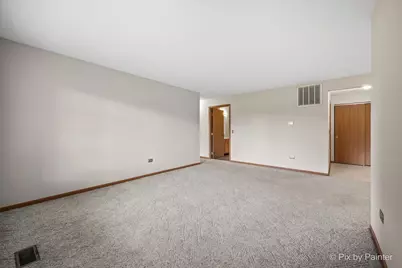 917 Golf Course Road #2, Crystal Lake, IL 60014 - Photo 9