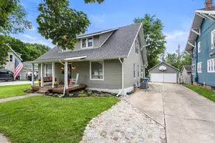 207 E Main St, Monticello, IL 61856 - Photo 3
