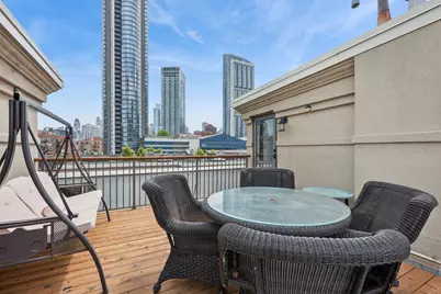 473 N Clinton Street, Chicago, IL 60654 - Photo 33