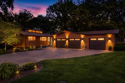 2390 Circle Drive, Ottawa, IL 61350 - Photo 1