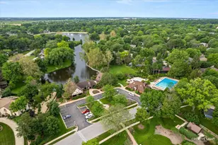 2 Buckingham Dr, Sugar Grove, IL 60554 - Photo 41
