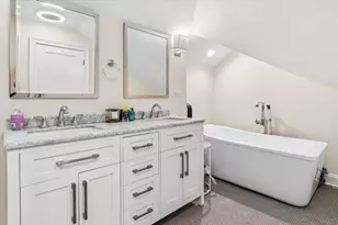 1714 Auburn Ave, Naperville, IL 60565 - Photo 11