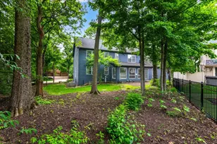 1159 Hobson Mill Dr, Naperville, IL 60540 - Photo 3
