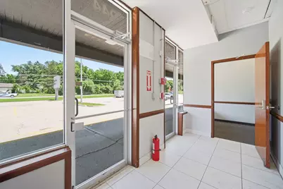 944 E Roosevelt Road, West Chicago, IL 60185 - Photo 7