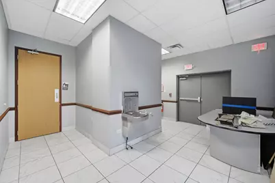 944 E Roosevelt Road, West Chicago, IL 60185 - Photo 21
