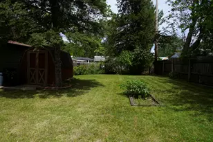2404 Winnetka Dr, Rockford, IL 61108 - Photo 35