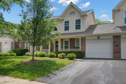 1735 Portsmith Lane #8-3, Arlington Heights, IL 60004 - Photo 1