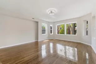 7741 S Phillips Ave, Chicago, IL 60649 - Photo 5