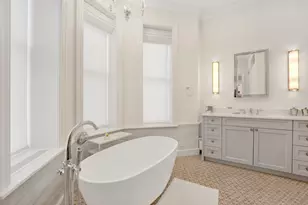 103 W Chestnut St, Chicago, IL 60610 - Photo 21