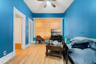2922 E 78th Pl, Chicago, IL 60649 - Photo 5