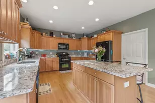 936 Stony Creek Ln, Yorkville, IL 60560 - Photo 5