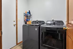 1324 Kenneth Dr, Bloomington, IL 61704 - Photo 17