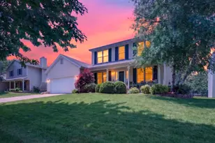 1324 Kenneth Dr, Bloomington, IL 61704 - Photo 3