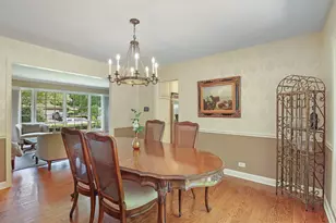 1434 Woodhill Dr, Northbrook, IL 60062 - Photo 9