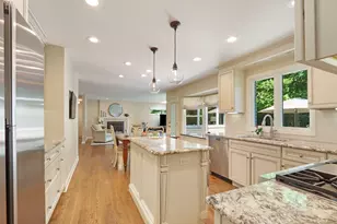 1434 Woodhill Dr, Northbrook, IL 60062 - Photo 11