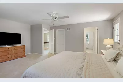 1434 Woodhill Drive, Northbrook, IL 60062 - Photo 19