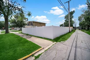 14940 Oak St, Dolton, IL 60419 - Photo 35