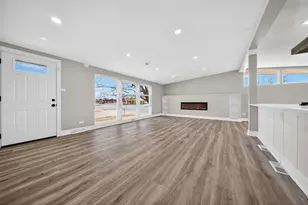 14940 Oak St, Dolton, IL 60419 - Photo 9